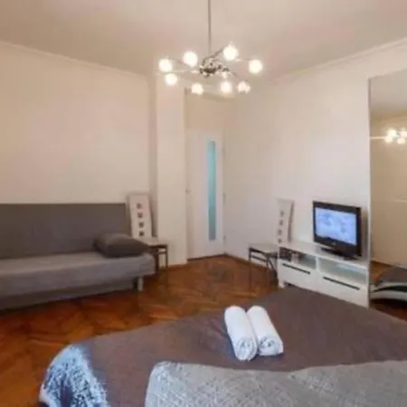 Dlouha In The City Center Apartment *