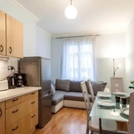 Dlouha In The City Center Apartment